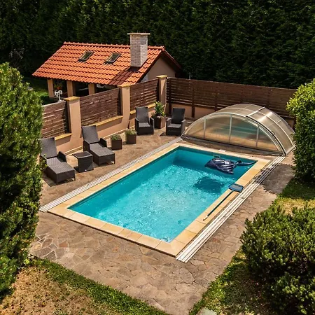 With Pool & Sauna In Beer Village Vila